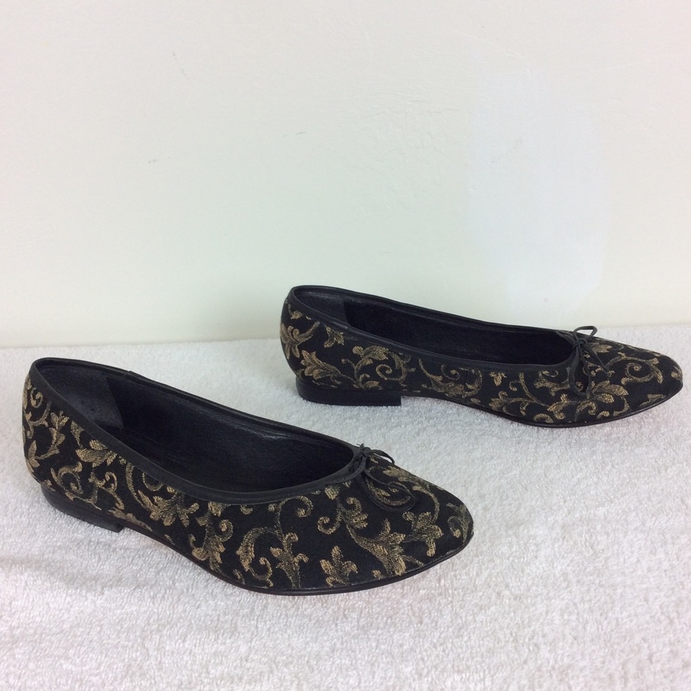 Matisse Shoes Women’s 7.5 M Black Gold Fabric Ballet Flats Bows 7.5M 7 1/2